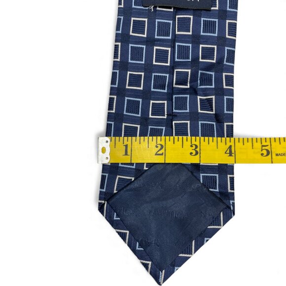 Nautica Silk Tie Geometric Silver Blue Cubes - Picture 6 of 7